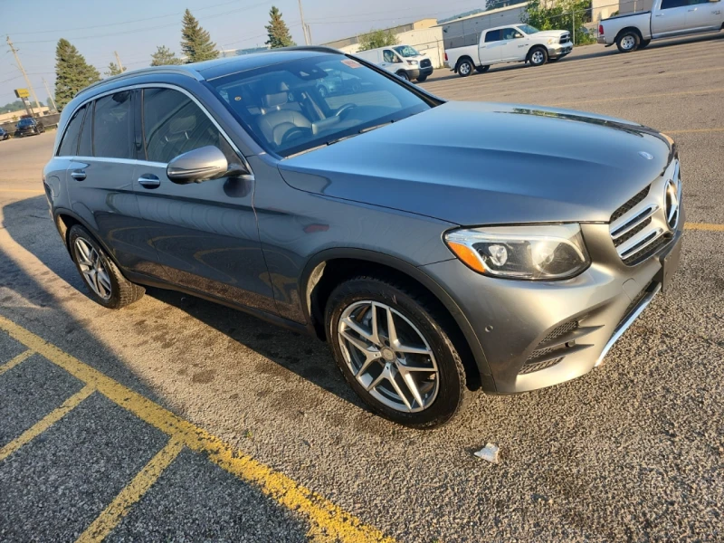 Mercedes-Benz GLC 300 4MATIC* AMG-pkg* Подгрев* Пано* Камера* М.зона* , снимка 2 - Автомобили и джипове - 52317658