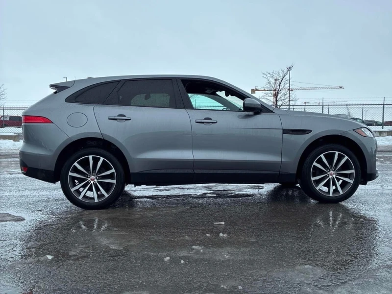 Jaguar F-PACE * Prestige * CARFAX * ЦЕНА ДО БГ, снимка 4 - Автомобили и джипове - 53063257