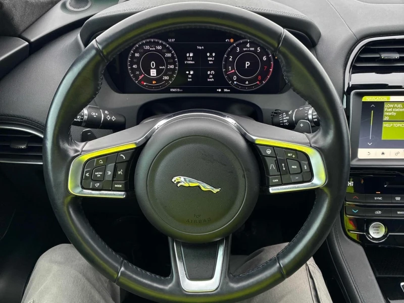 Jaguar F-PACE * Prestige * CARFAX * ЦЕНА ДО БГ, снимка 10 - Автомобили и джипове - 53063257