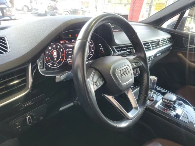 Audi Q7 3.0T Premium Plus, снимка 7 - Автомобили и джипове - 47253800