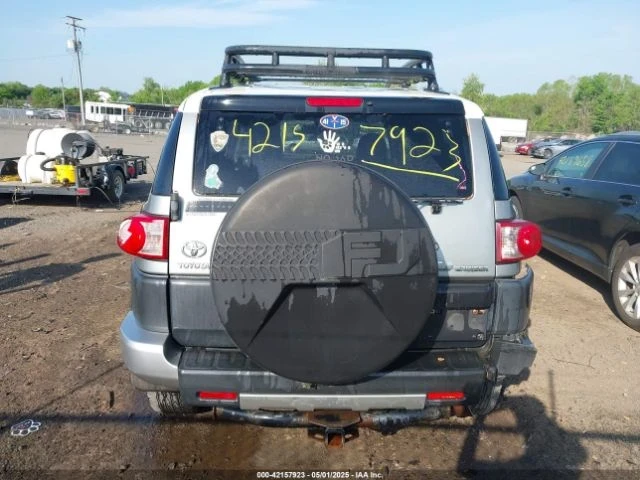 Toyota Fj cruiser  - изображение 6