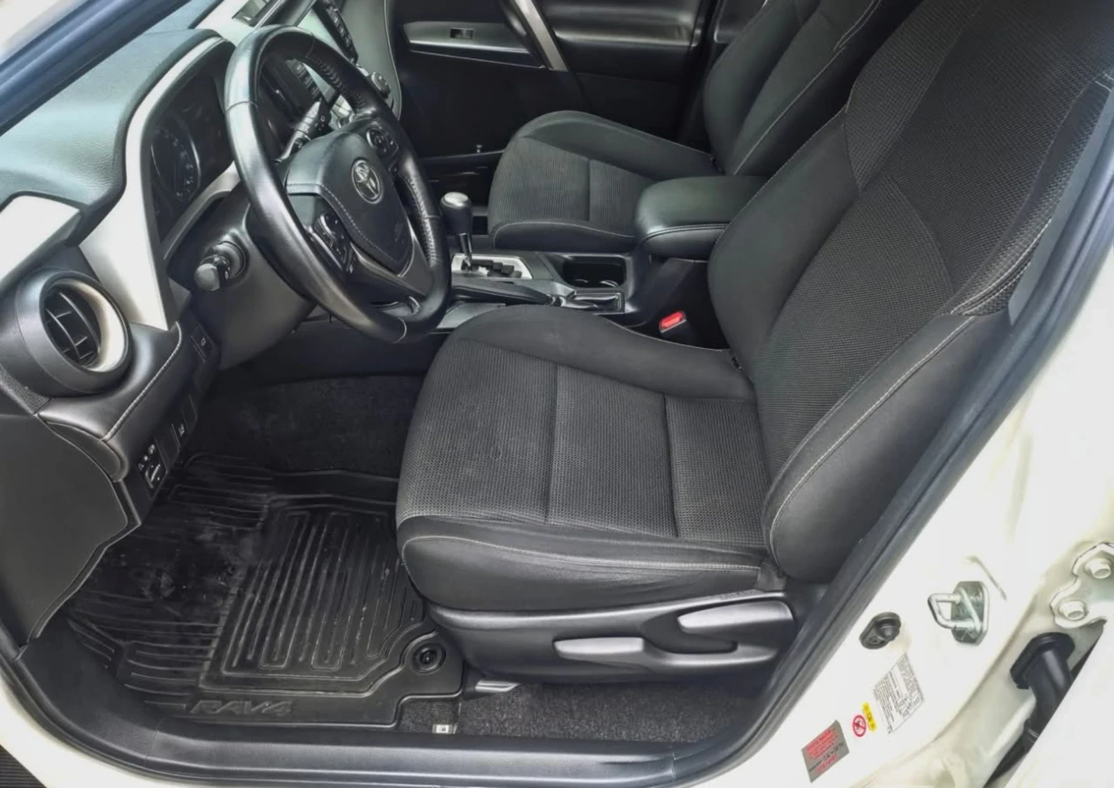 Toyota Rav4 -   Hibrid 155  2WD  | Mobile.bg   9