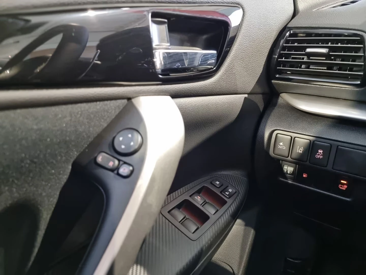 Mitsubishi Eclipse Cross 2.4PHEV/188HP/4WD/CAM/NAVI/KLESS/LED/L.ASSIST/658g | Mobile.bg � ����������� 13