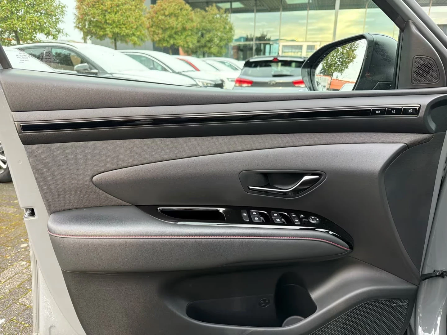 Hyundai Tucson 2.4HEV/230HP/N-LINE/360/4X4/NAVI/LED/ACC/883v | Mobile.bg � ����������� 13