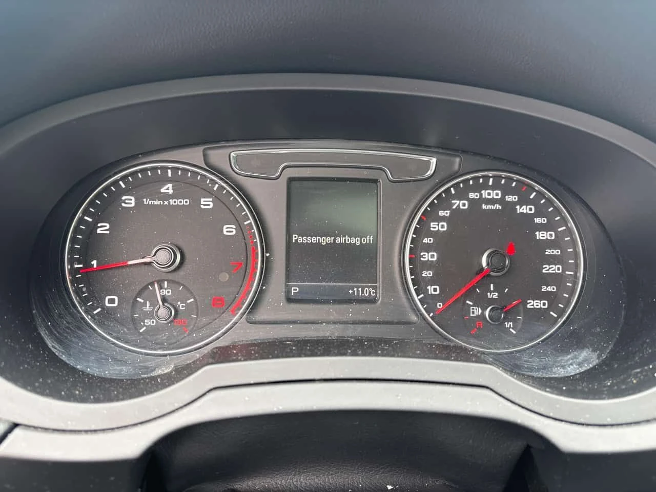 Audi Q3 Progressiv * ПОДГРЕВ * ПАНОРАМА * ПРЕДСТАВИТЕЛСТВО, снимка 8 - Автомобили и джипове - 54191685