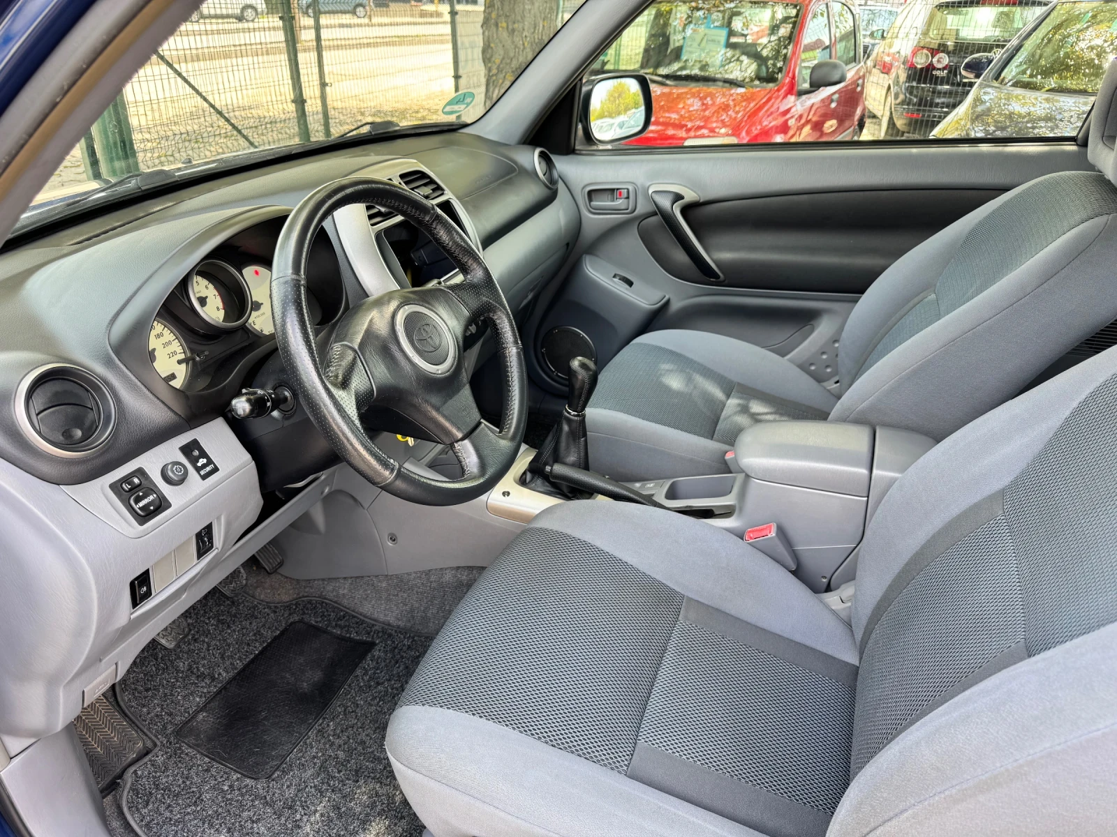Toyota Rav4 4х4, снимка 10 - Автомобили и джипове - 54356102