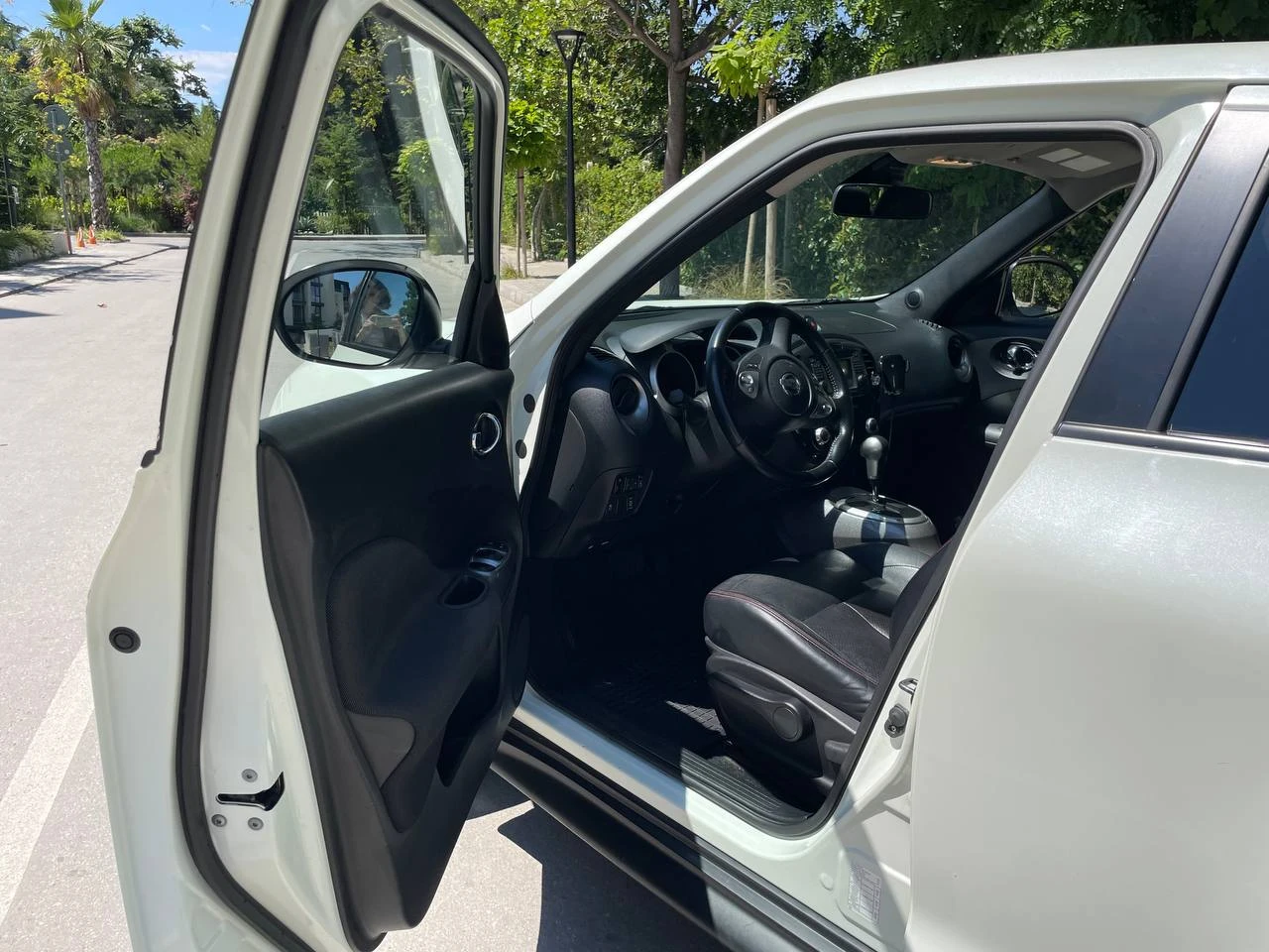 Nissan Juke, снимка 6 - Автомобили и джипове - 54492888