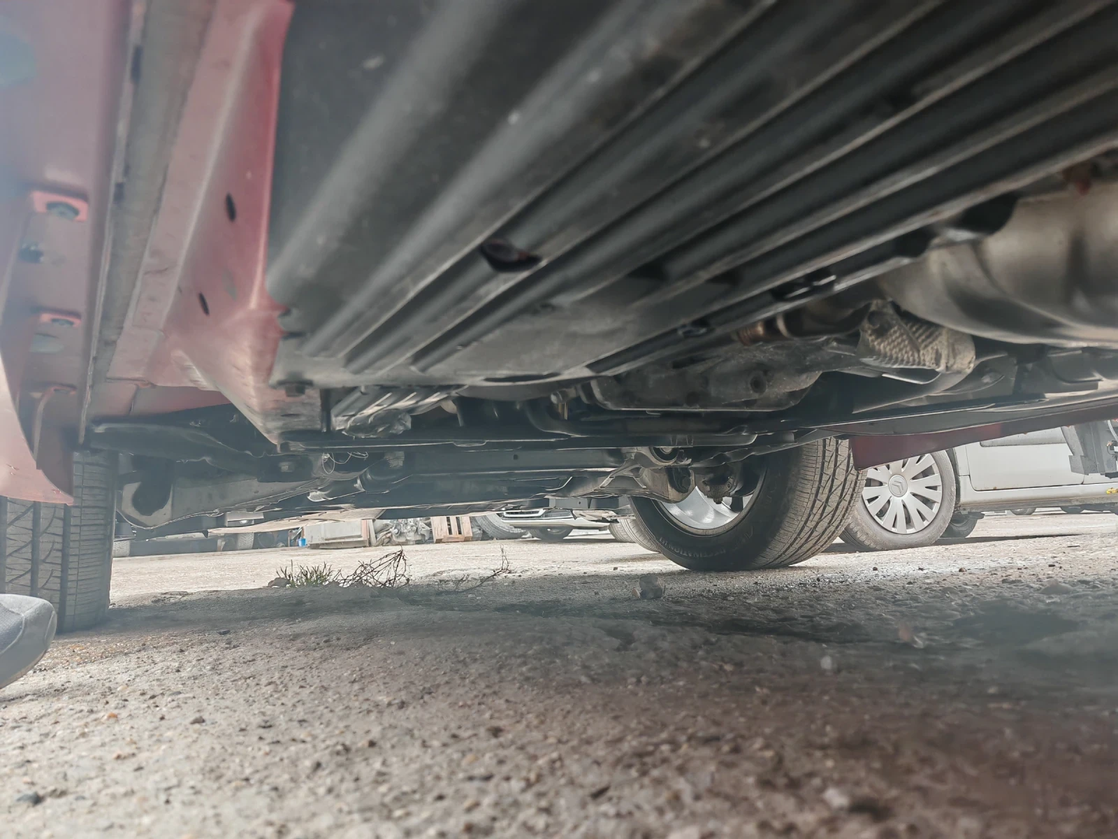 Dodge Durango 5.7 HEMI, снимка 14 - Автомобили и джипове - 54553651