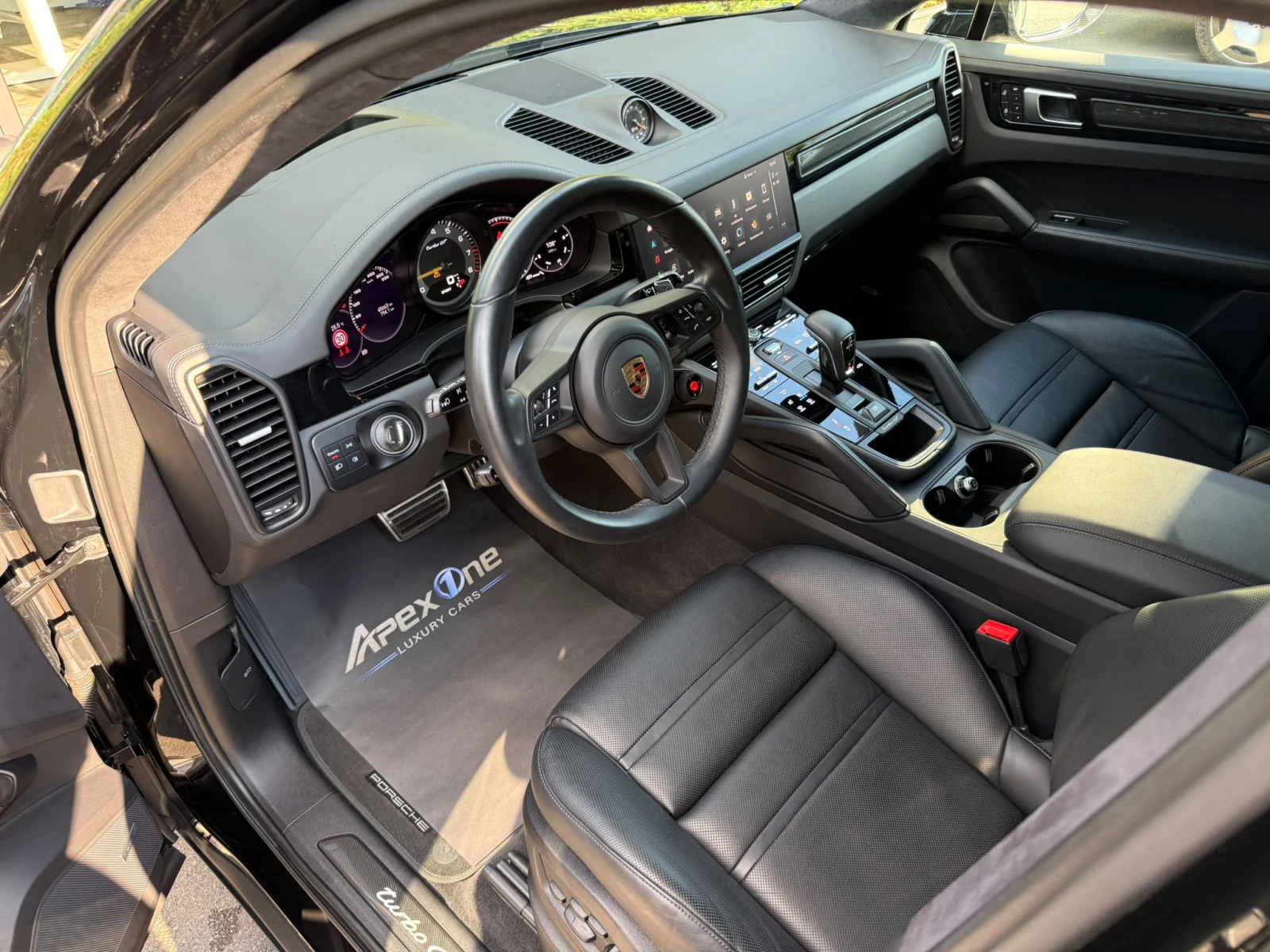 Porsche Cayenne TURBO GT/PORSCHE APPROVED/BOSE/TV/360/SPORT CHRONO, снимка 9 - Автомобили и джипове - 55051365