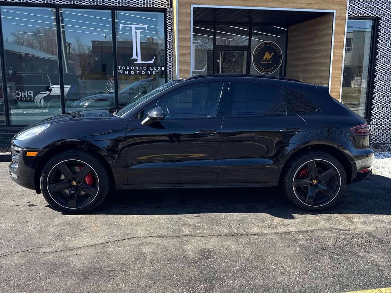 Porsche Macan * GTS * CARFAX * ОПЦИЯ ЗА ФИНАНСИРАНЕ , снимка 2 - Автомобили и джипове - 55504584
