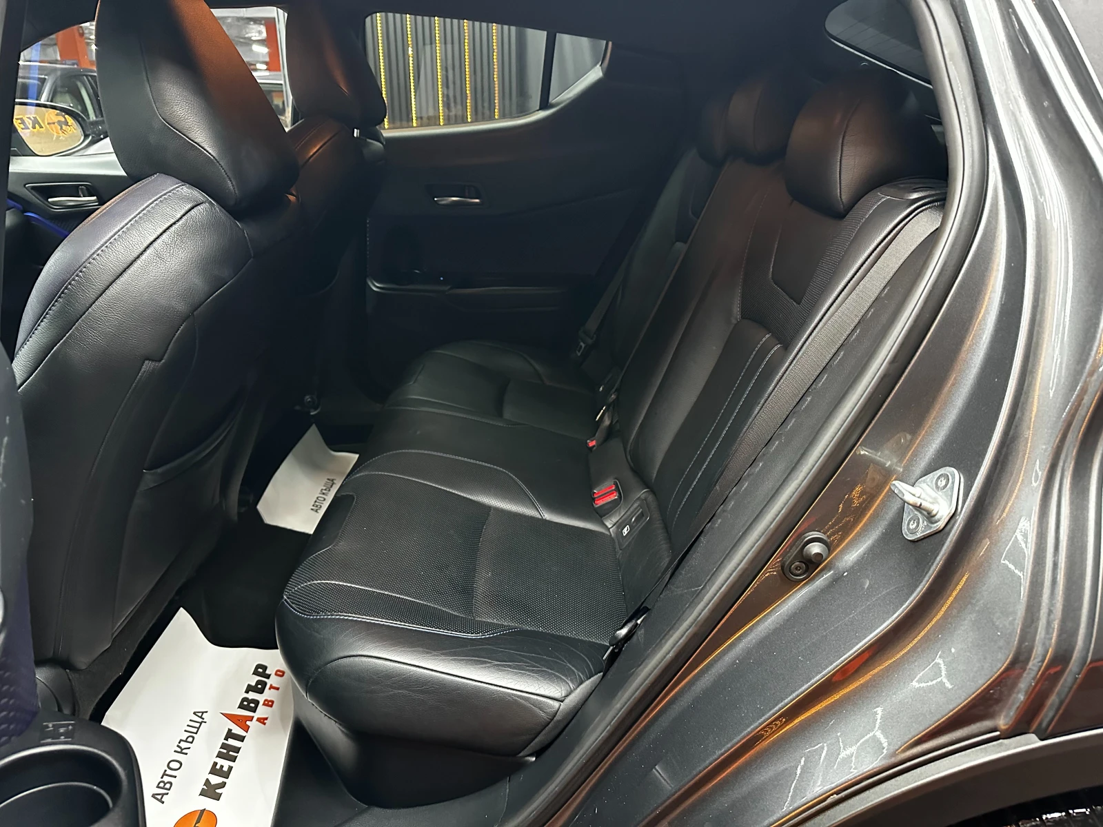 Toyota C-HR Hybrid/Кожа/Екстров/ГАРАНЦИЯ, снимка 9 - Автомобили и джипове - 55541606