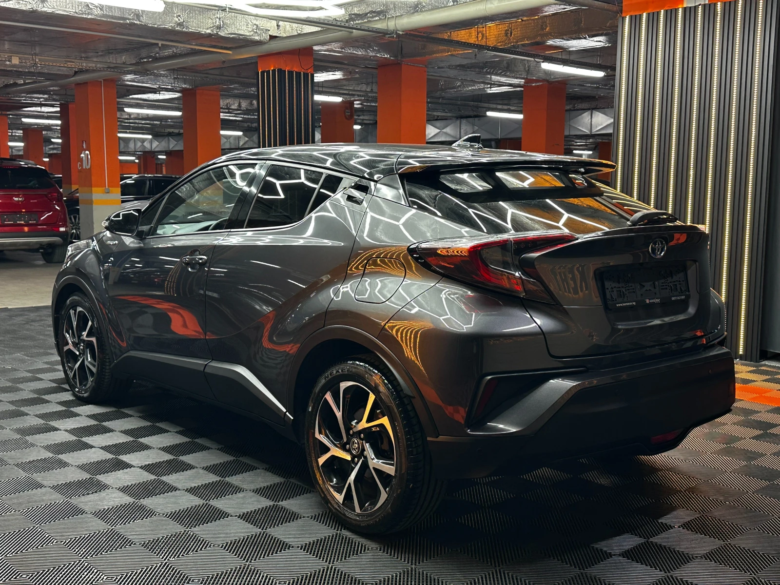 Toyota C-HR Hybrid/Кожа/Екстров/ГАРАНЦИЯ, снимка 5 - Автомобили и джипове - 55541606