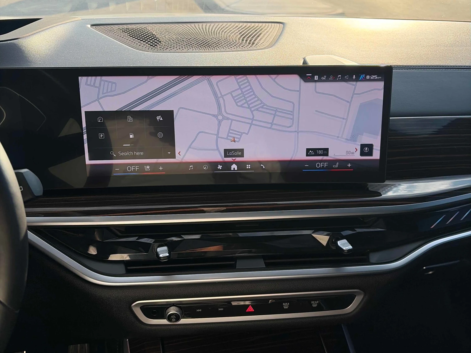 BMW X5 M60i xDrive| HAR/KAR| HUD| 360| 2 КЛЮЧА| | , снимка 9 - Автомобили и джипове - 55990407