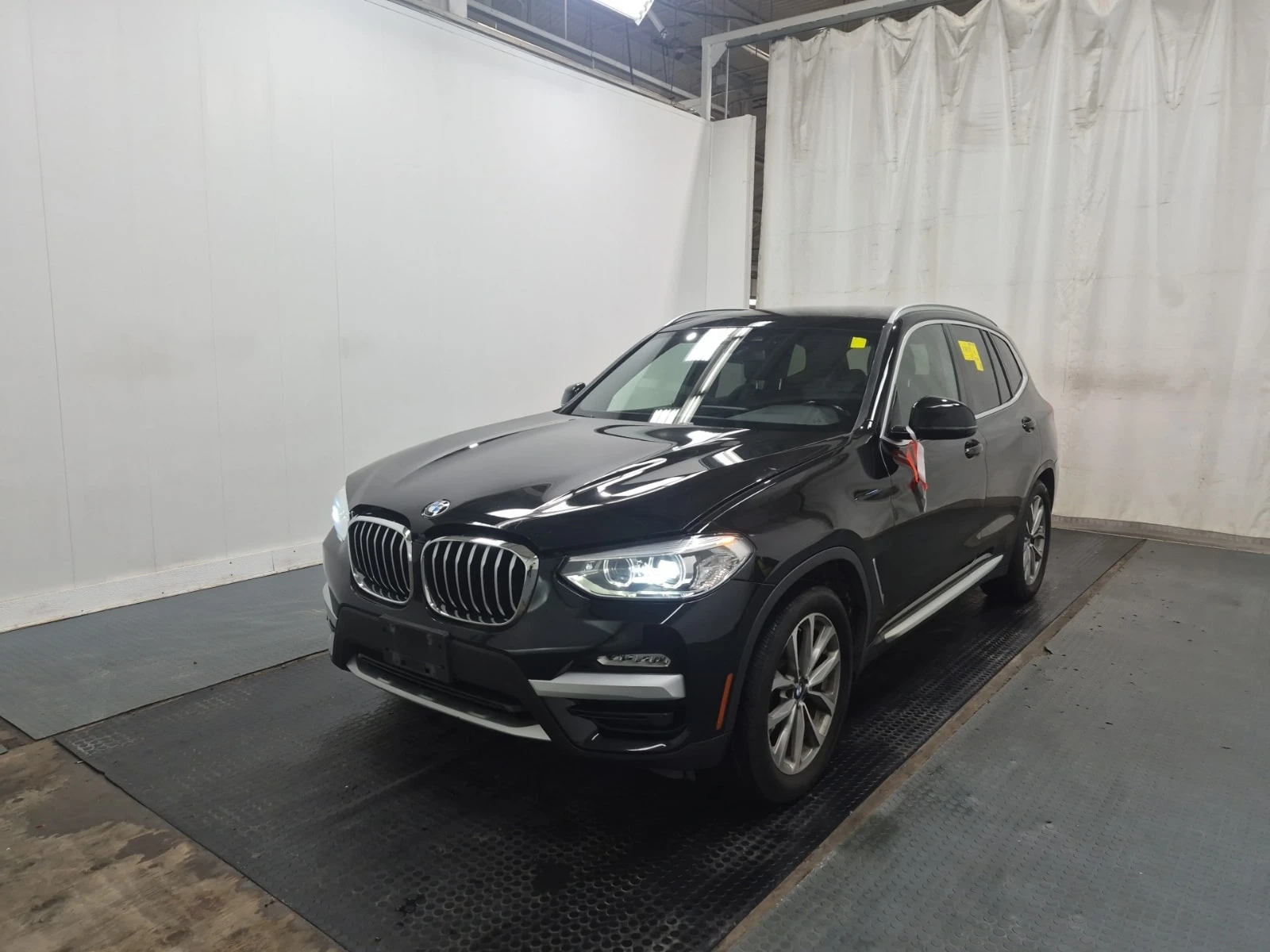 BMW X3 * XDRIVE30I * ПОДГРЕВ * Parking Distance Control