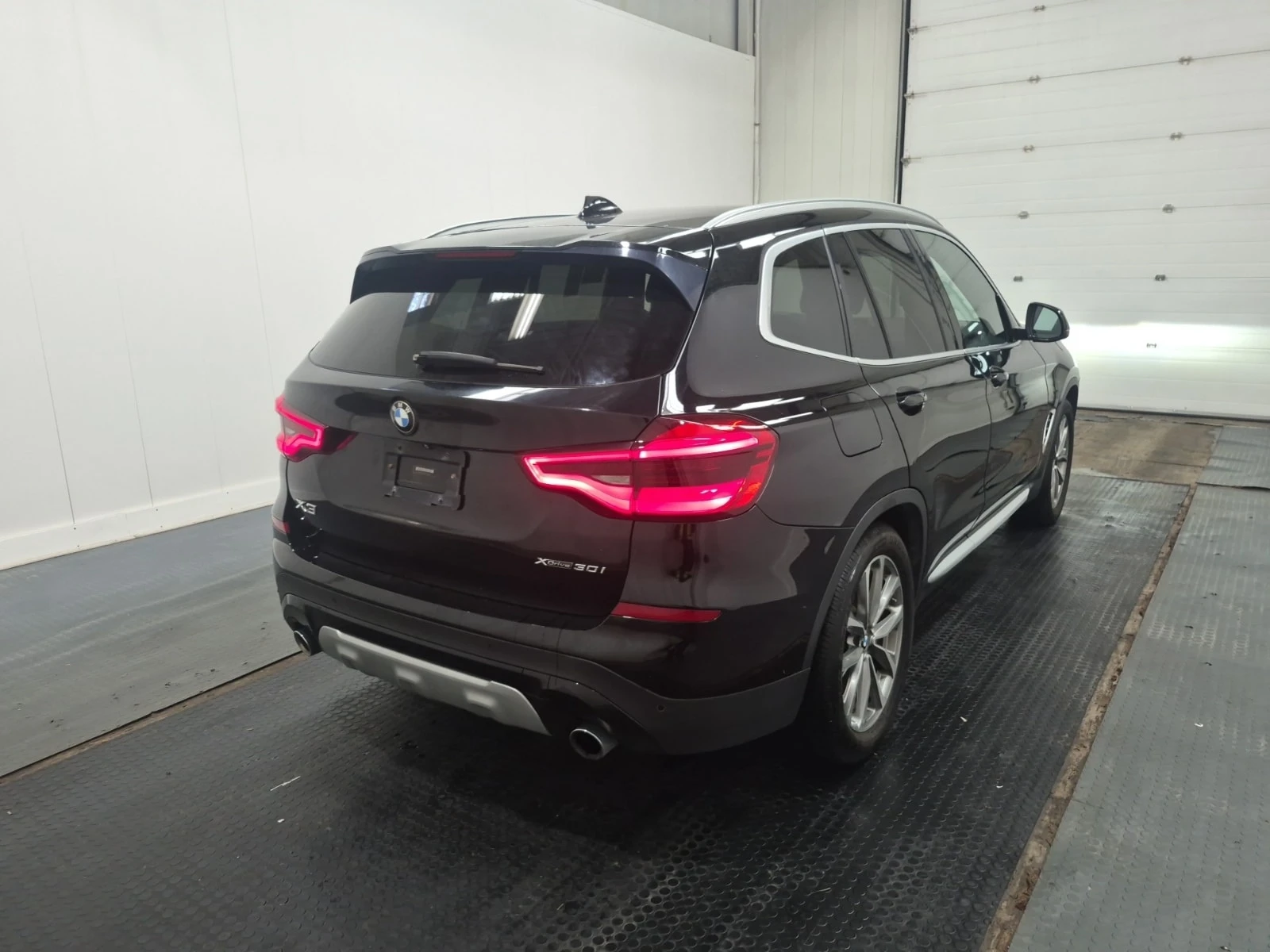 BMW X3 * XDRIVE30I * ПОДГРЕВ * Parking Distance Control, снимка 3 - Автомобили и джипове - 56133210