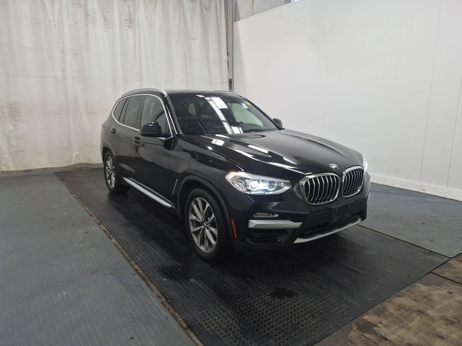 BMW X3 * XDRIVE30I * ПОДГРЕВ * Parking Distance Control, снимка 2 - Автомобили и джипове - 56133210