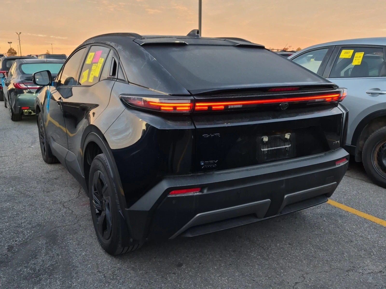 Toyota C-HR * Awd Xse * CARFAX * ��� ������������ ������ | Mobile.bg � ����������� 6
