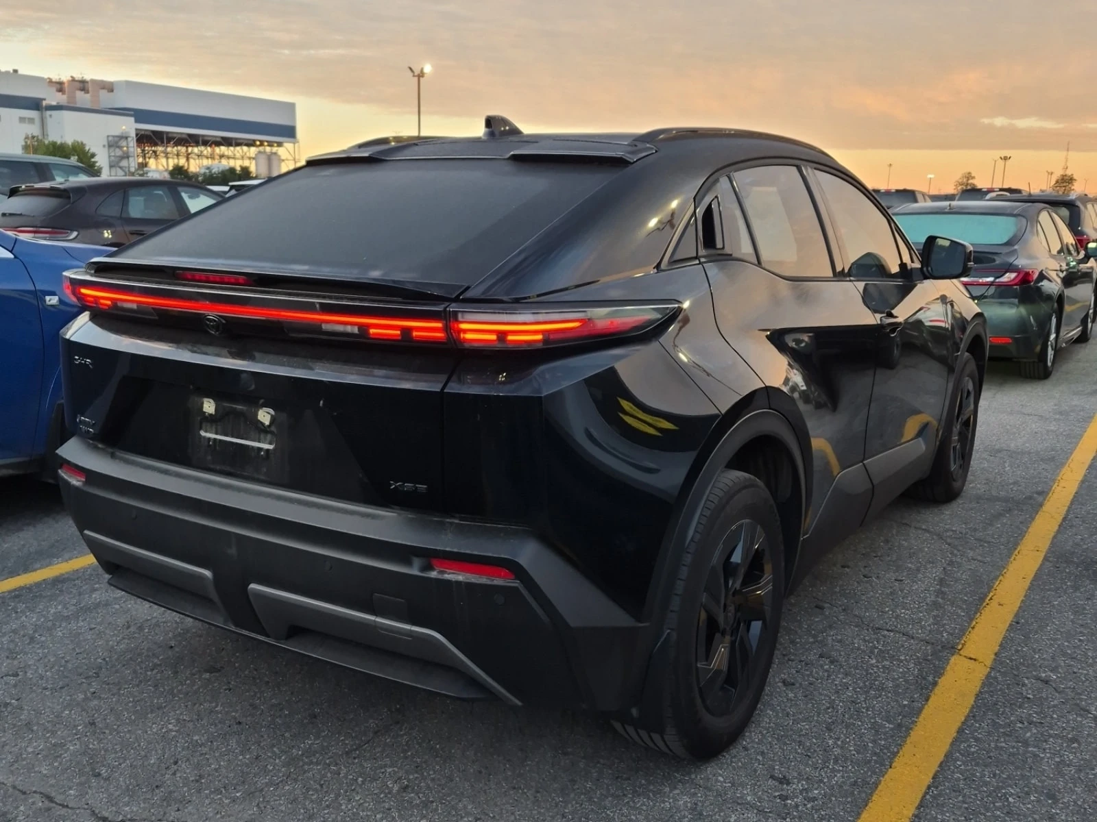 Toyota C-HR * Awd Xse * CARFAX * ��� ������������ ������ | Mobile.bg � ����������� 2