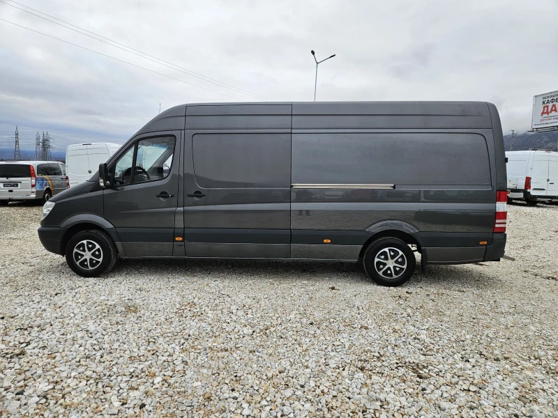 Mercedes-Benz Sprinter 316 Две странични врати, Климатик, Ксенон , Автомат, снимка 2 - Бусове и автобуси - 48217280