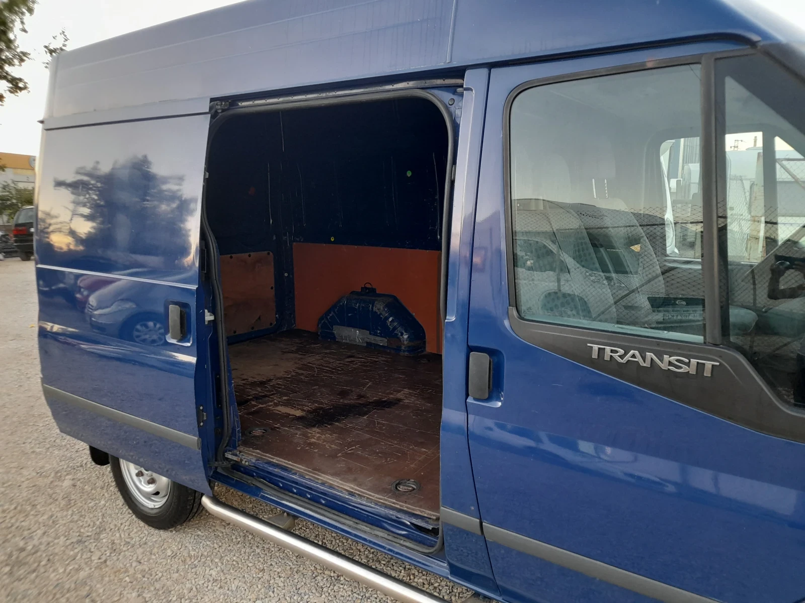 Ford Transit FACELIFT, снимка 8 - Бусове и автобуси - 55963569