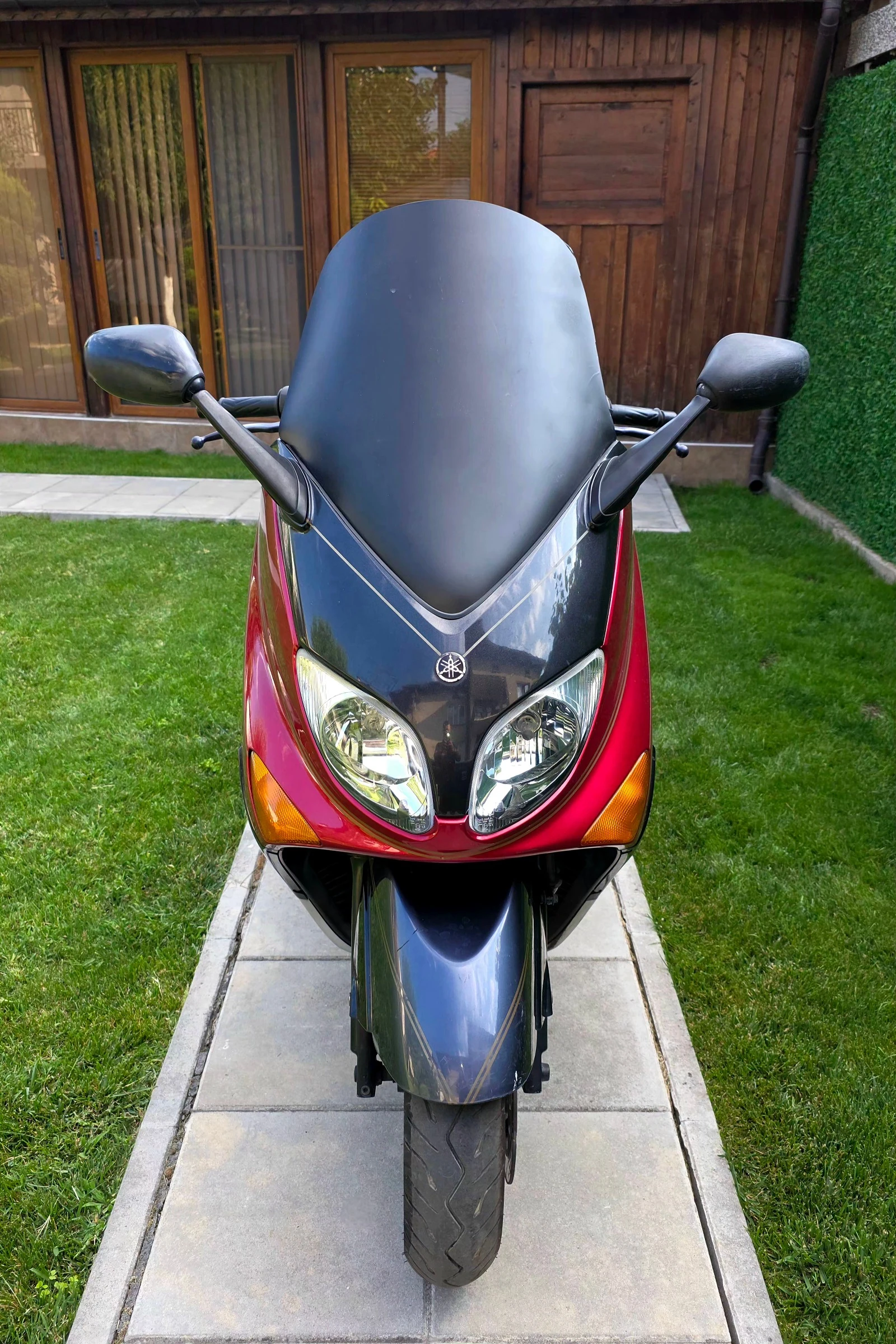 Yamaha T-max 500