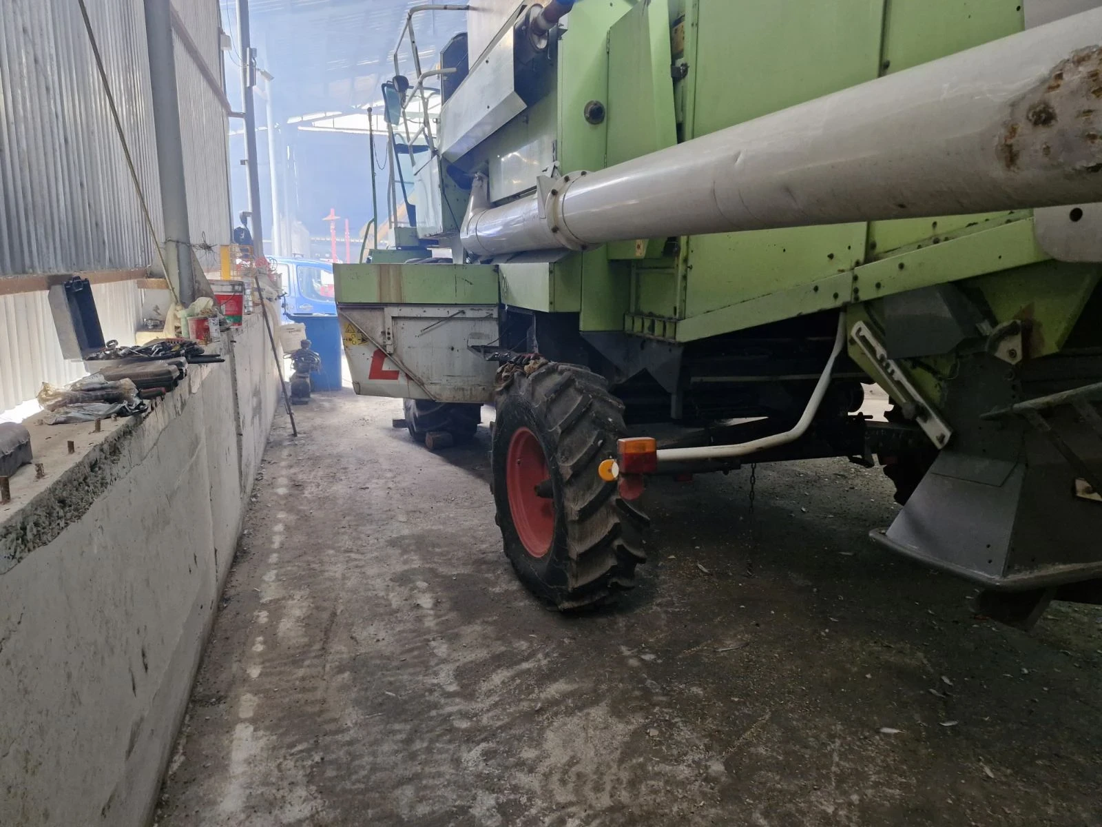 Комбайн Claas Dominator 208 - изображение 10