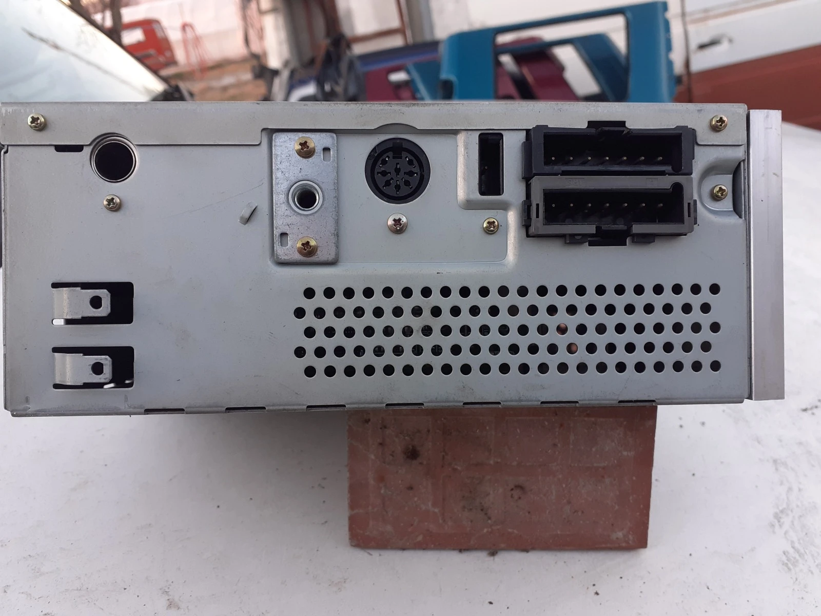     3.1 2000.  | Mobile.bg   3