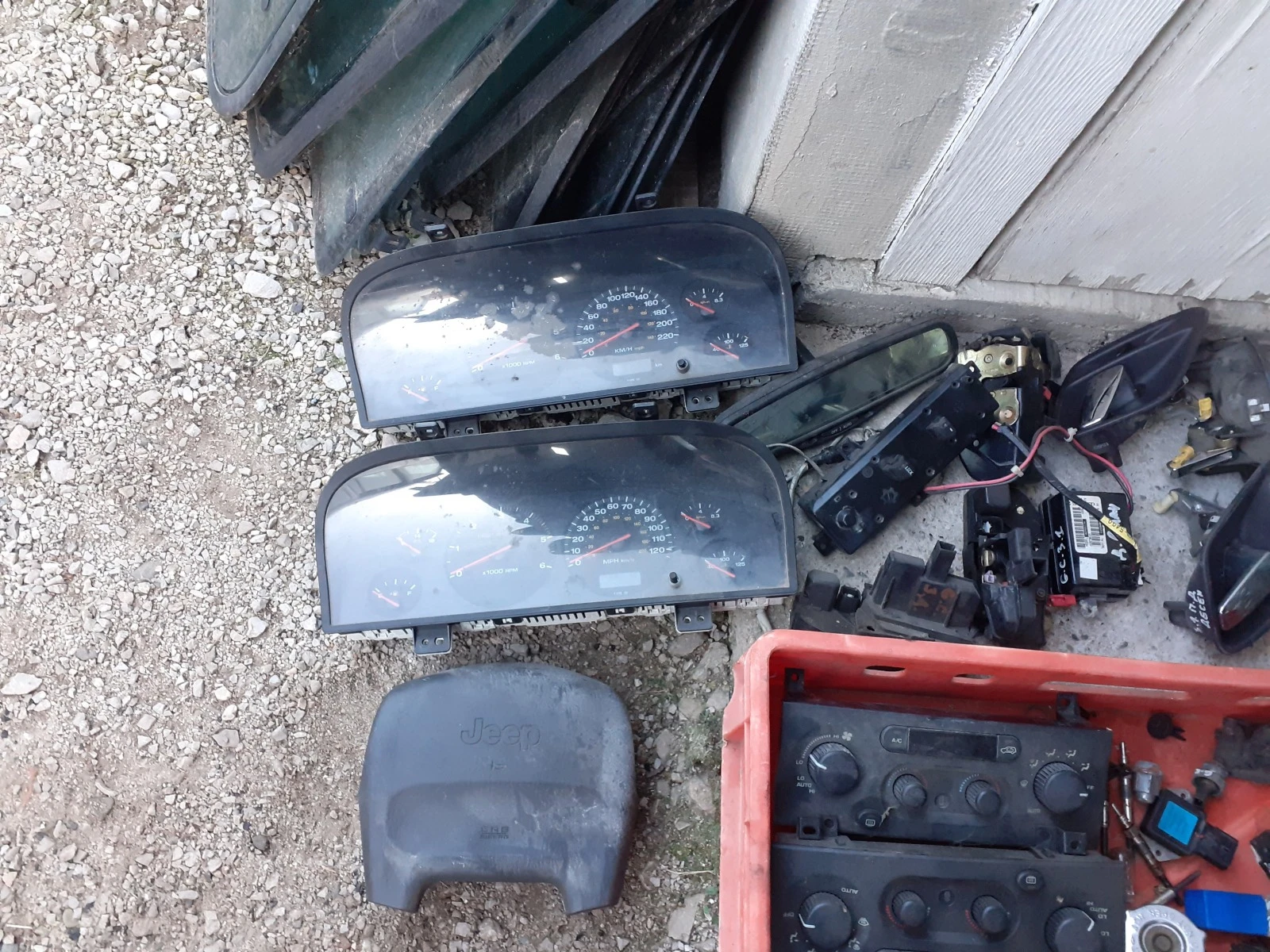     3.1 2000.  | Mobile.bg   11