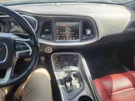 Dodge Challenger SXT Plus/+ ГУМИ/CARFAX/ФИНАНСИРАНЕ, снимка 9