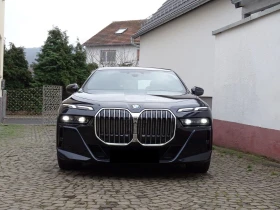 BMW 740 d/ xDrive/ M-SPORT/ PANO/ ICONIC GLOW/ B&W/ 360/ - 163980 лв. - 99700854 | Car24.bg