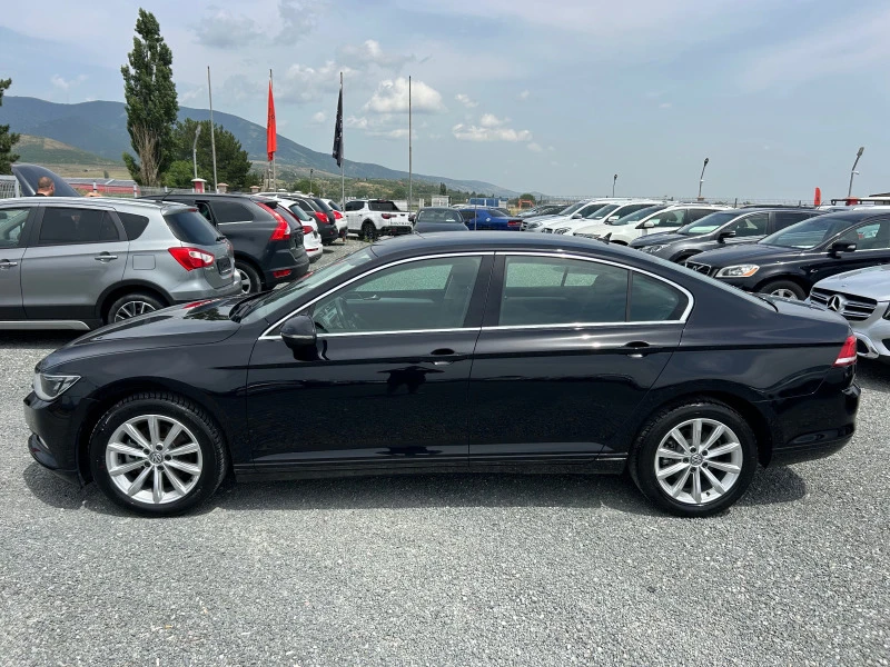 VW Passat (KATO НОВА), снимка 10 - Автомобили и джипове - 45861304