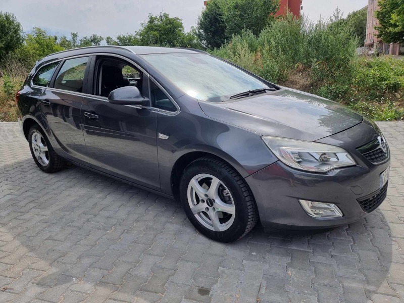 Opel Astra 1.7 CDTI/Нави/Теглич/Cosmo, снимка 7 - Автомобили и джипове - 46391706