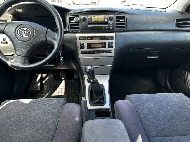 Toyota Corolla 1.4 Vvti, снимка 6 - Автомобили и джипове - 47496165