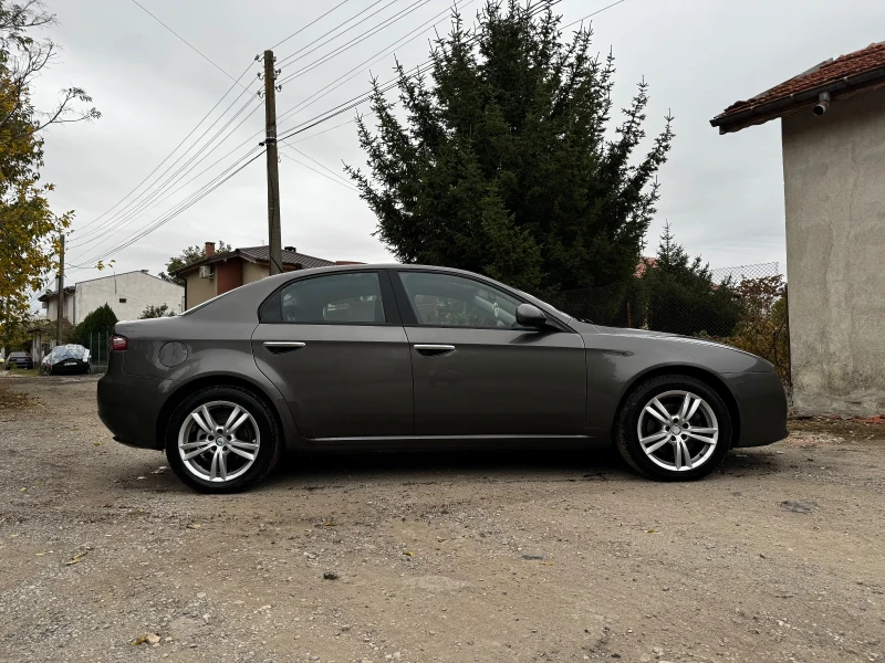 Alfa Romeo 159 1.9JTDm 150k.c, снимка 4 - Автомобили и джипове - 48643044