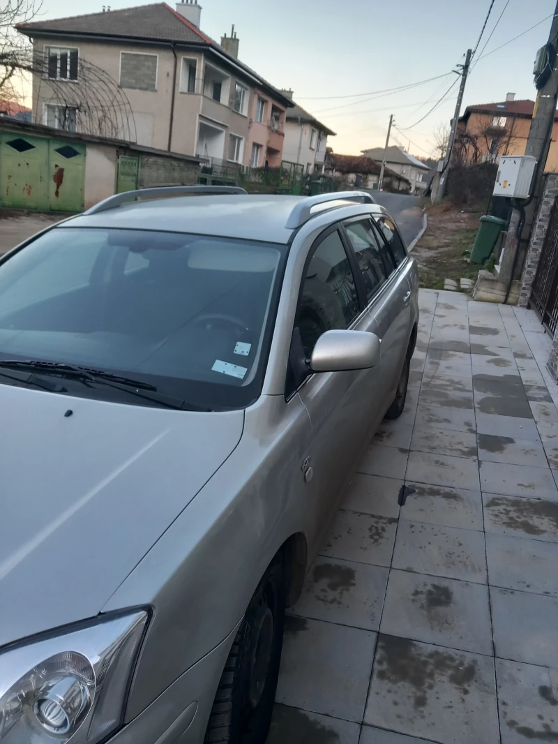 Toyota Avensis, снимка 5 - Автомобили и джипове - 48559727