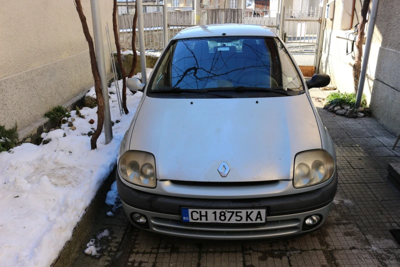 Renault Clio, снимка 4 - Автомобили и джипове - 48727251