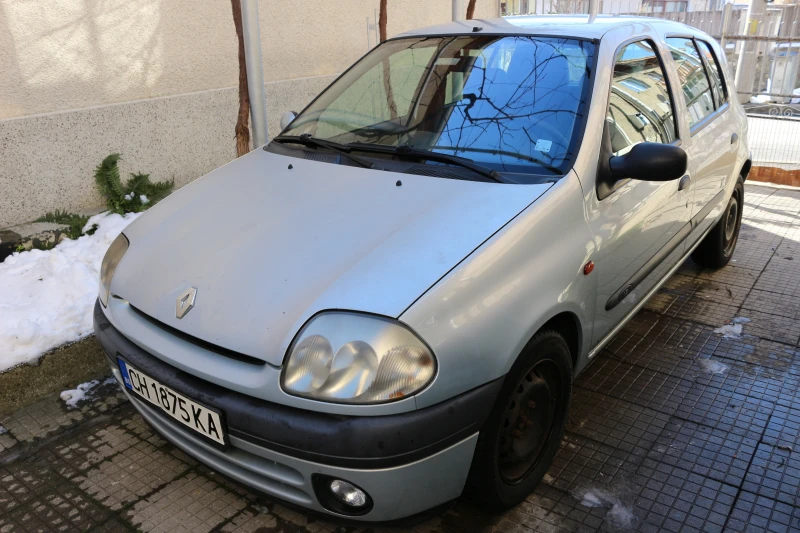 Renault Clio, снимка 1 - Автомобили и джипове - 48727251