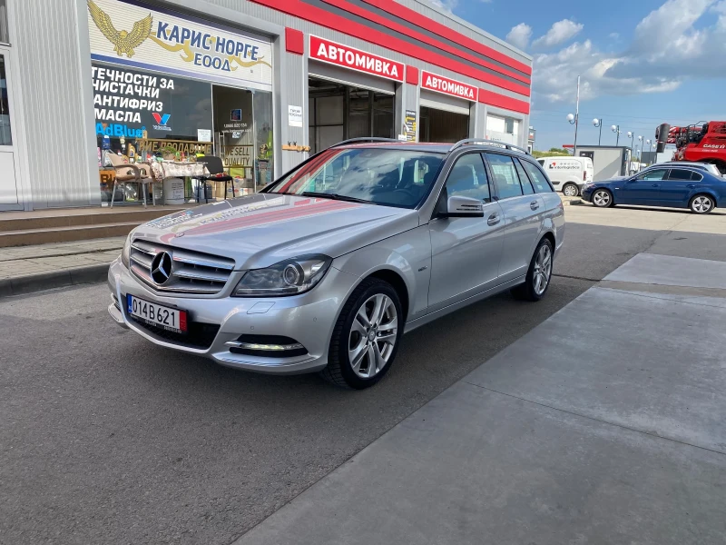 Mercedes-Benz C 200 AMG Facelift, снимка 3 - Автомобили и джипове - 50034907