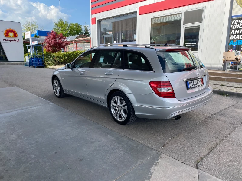 Mercedes-Benz C 200 AMG Facelift, снимка 5 - Автомобили и джипове - 50034907