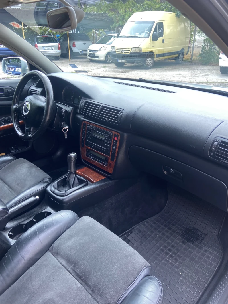 VW Passat, снимка 9 - Автомобили и джипове - 52494047