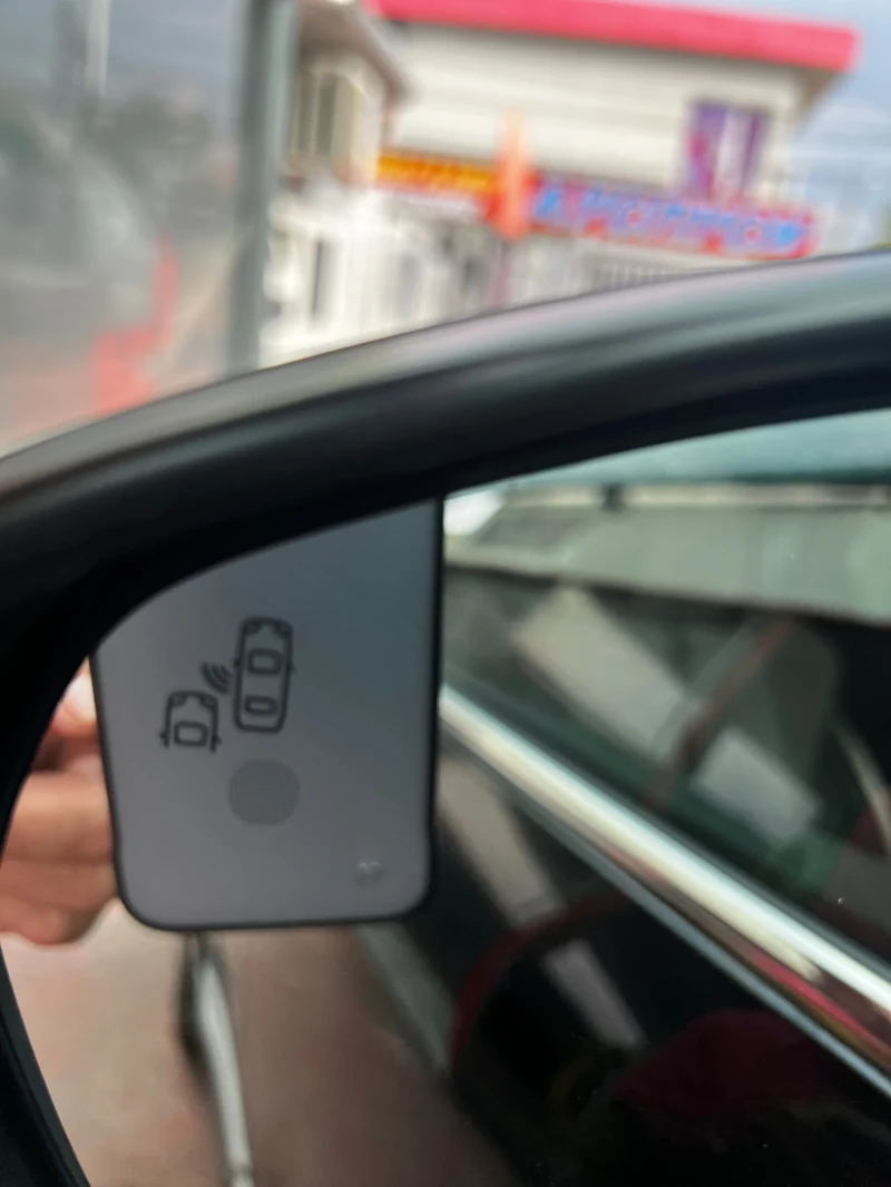 Peugeot 3008 GT 300к.с. 4х4 DISTRONIC FULL, снимка 17 - Автомобили и джипове - 51624878