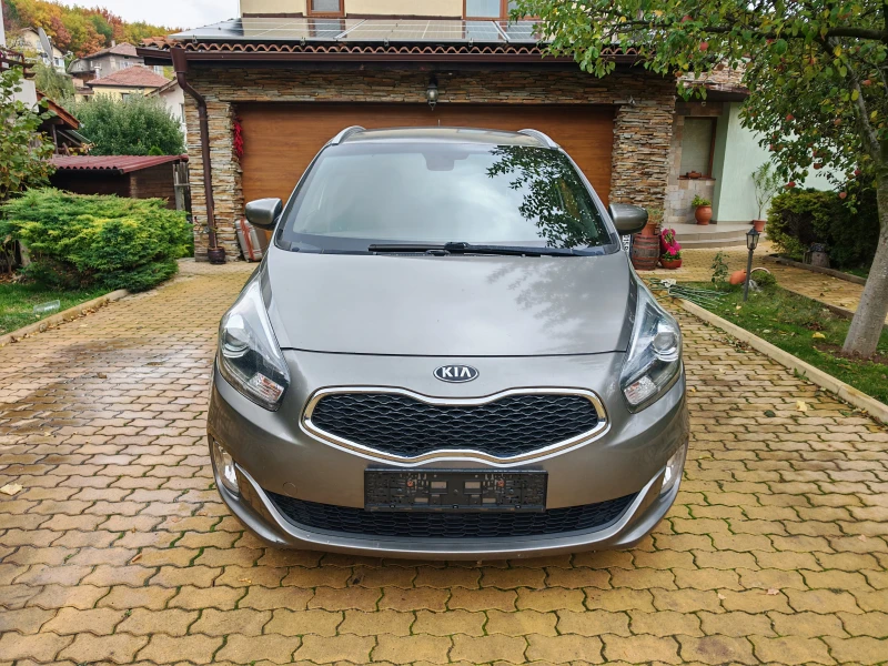 Kia Carens 1.7CRDI-АВТОМАТИК, снимка 2 - Автомобили и джипове - 52146328