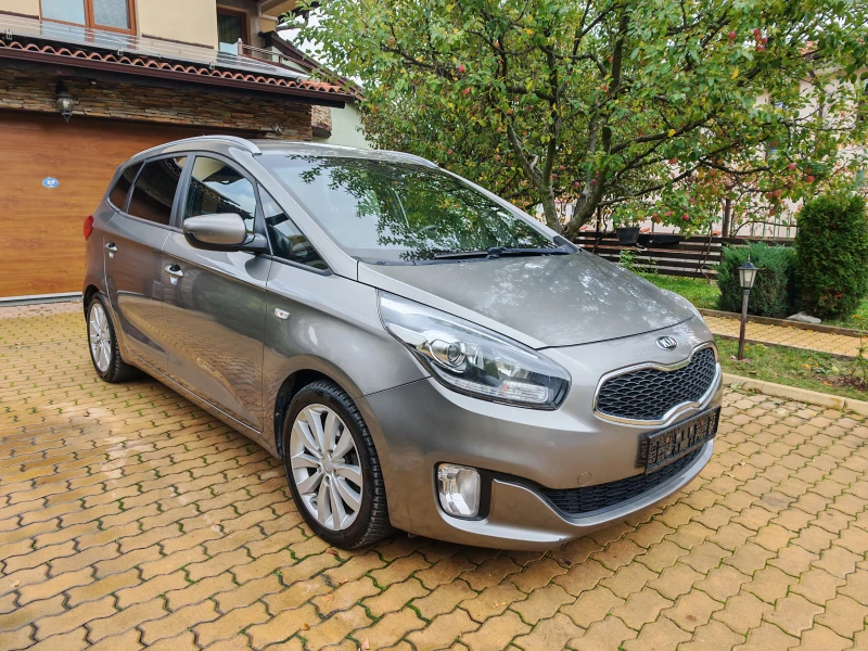 Kia Carens 1.7CRDI-АВТОМАТИК, снимка 3 - Автомобили и джипове - 52146328