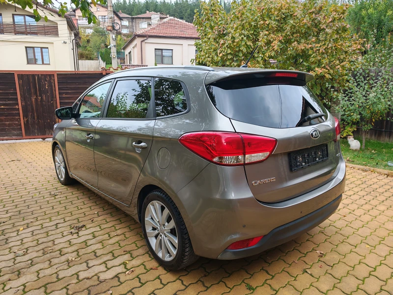 Kia Carens 1.7CRDI-АВТОМАТИК, снимка 6 - Автомобили и джипове - 52146328