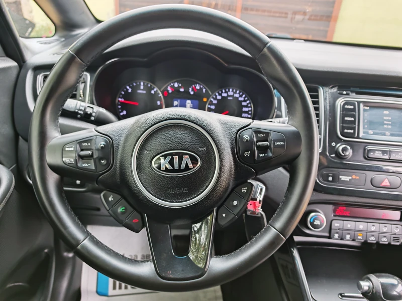 Kia Carens 1.7CRDI-АВТОМАТИК, снимка 12 - Автомобили и джипове - 52146328