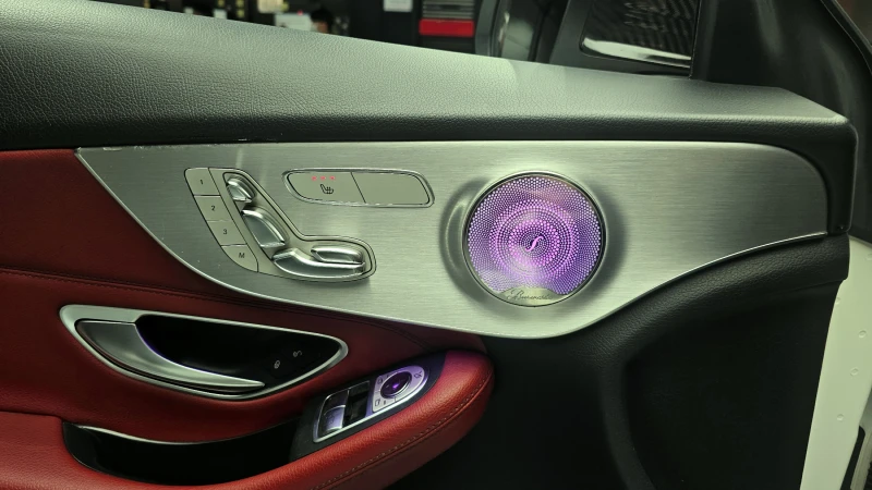 Mercedes-Benz C 220 COUPE/AMG/Пълна сервизна история !!!, снимка 13 - Автомобили и джипове - 53024143