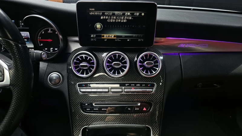 Mercedes-Benz C 220 COUPE/AMG/Пълна сервизна история !!!, снимка 11 - Автомобили и джипове - 53024143