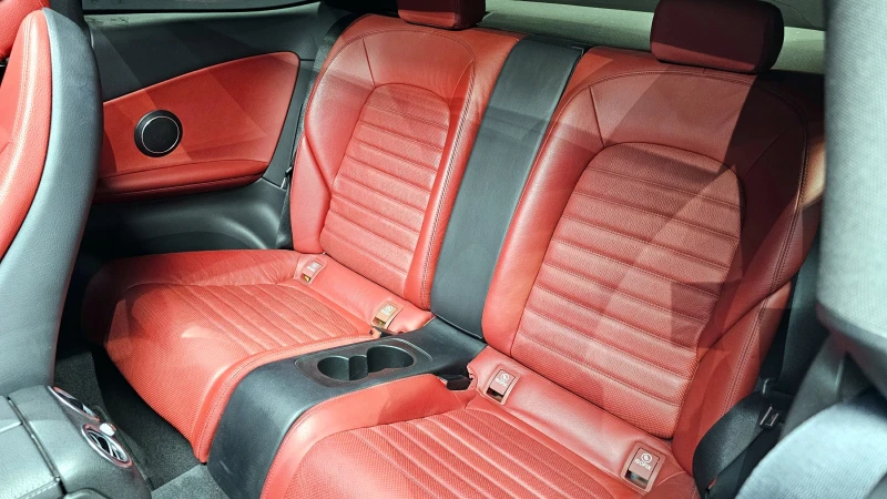 Mercedes-Benz C 220 COUPE/AMG/Пълна сервизна история !!!, снимка 15 - Автомобили и джипове - 53024143