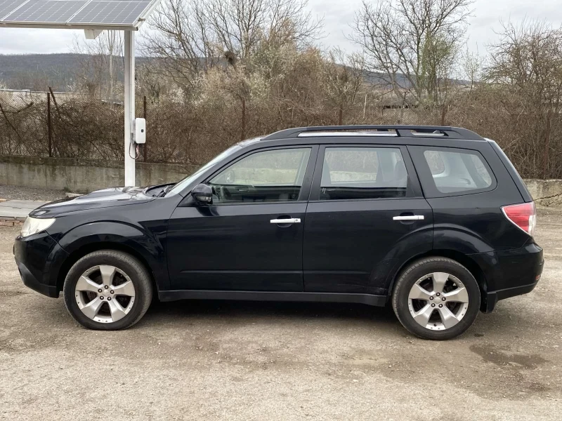 Subaru Forester, снимка 4 - Автомобили и джипове - 53119042