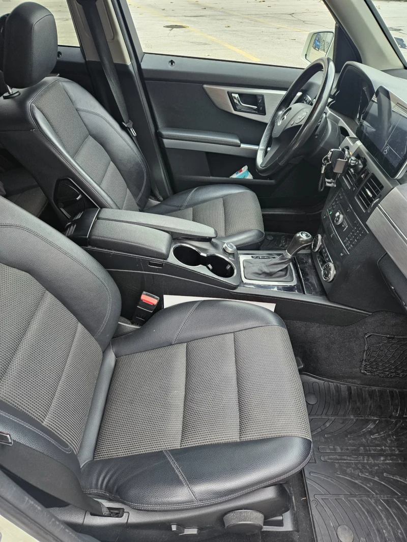 Mercedes-Benz CLK 350, снимка 7 - Автомобили и джипове - 53123275